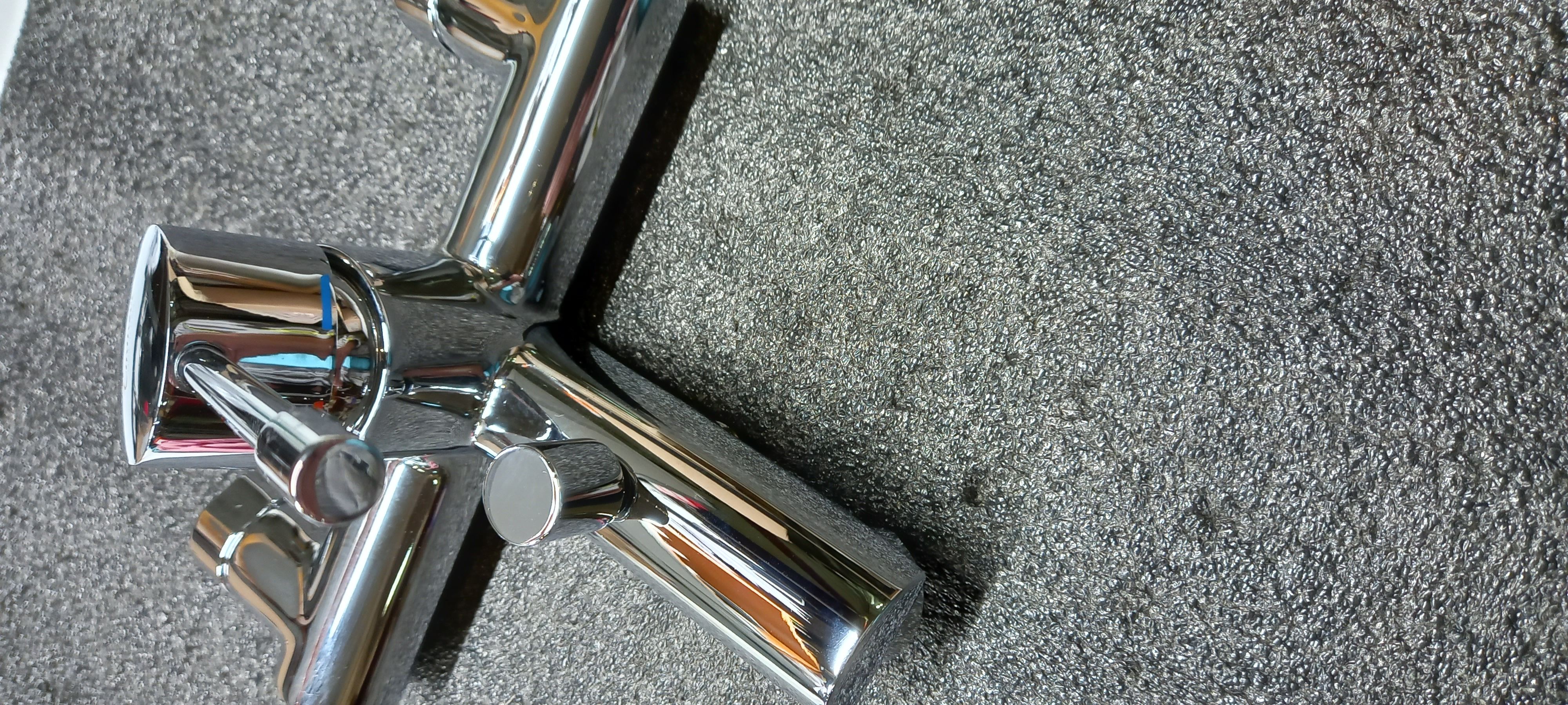 Emmevi Eden, 71001-2/CR, однорычажный смеситель для ванны (излив 17 см), без набора для душа, цвет хром  