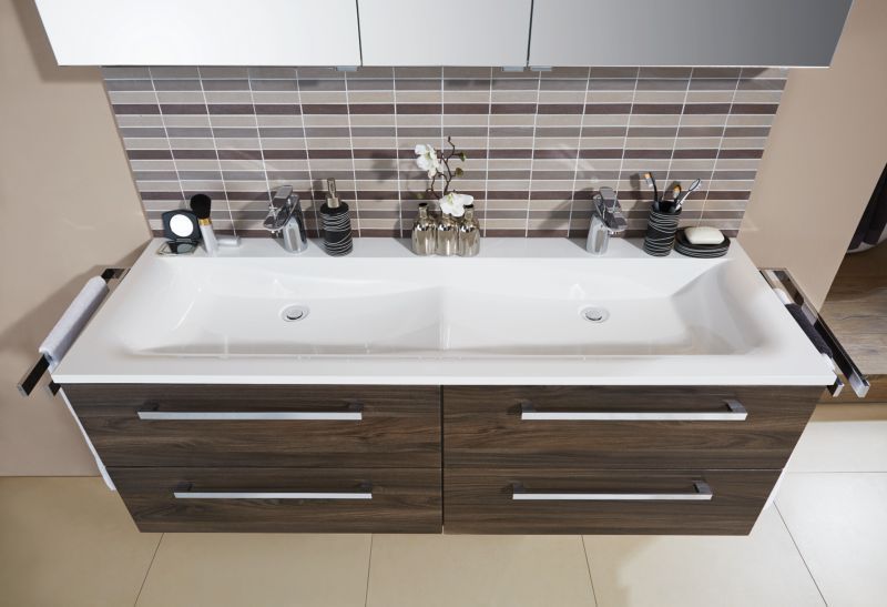 Купить puris star line 140 см: зерк. шкаф с верхней и нижней led подсветкой, тумба, led подсветка и белая рак из мин литья на 2 отверстия, цвет мебели черный Купить puris star line 140 см: зерк. шкаф с верхней и нижней led подсветкой, тумба, led подсветка и белая рак из мин литья на 2 отверстия, цвет мебели черный