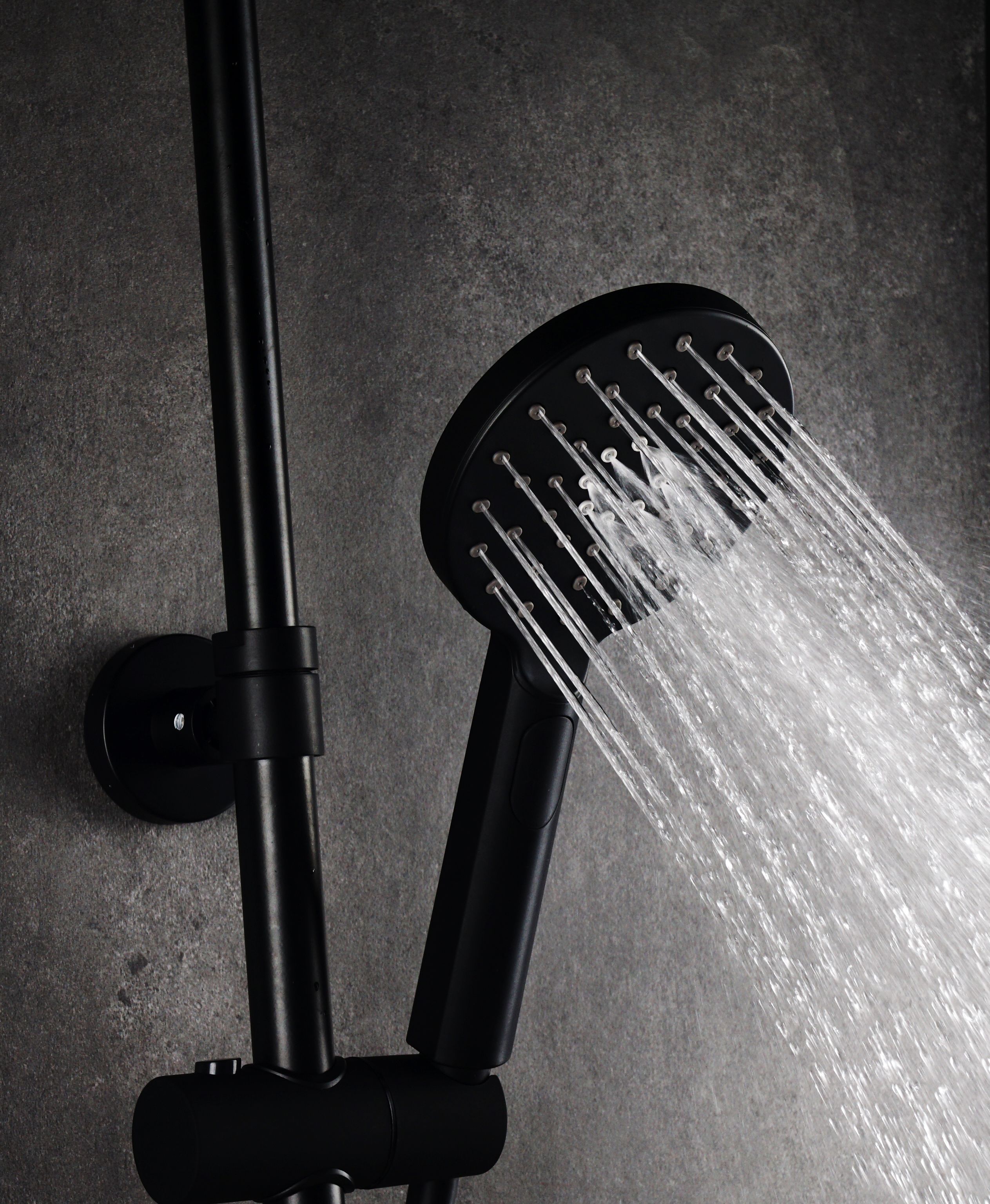 Nite_RD_Hand_Shower_2 Nite_RD_Hand_Shower_2