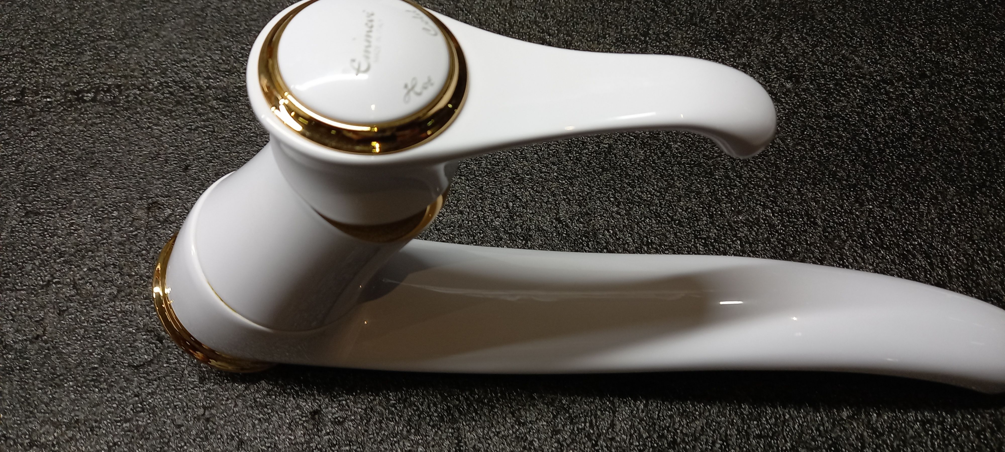 Emmevi Tiffany, 6095-14/BO, однорычажный кухонный смеситель (поворотный излив 22 см), без донного клапана, цвет белый/золото  