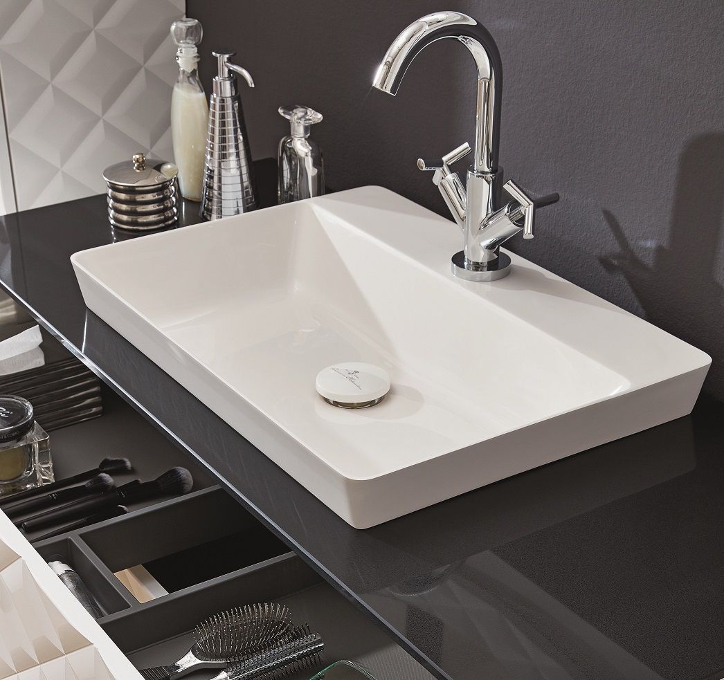 Купить puris diamond line 120 см: тумба, белая столешница из кварца, ножки и белая накладная раковина из мин литья, цвет мебели черный лак Купить puris diamond line 120 см: тумба, белая столешница из кварца, ножки и белая накладная раковина из мин литья, цвет мебели черный лак