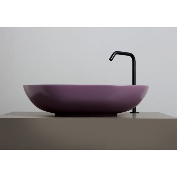 BALISONG Plum. BALISONG Plum.