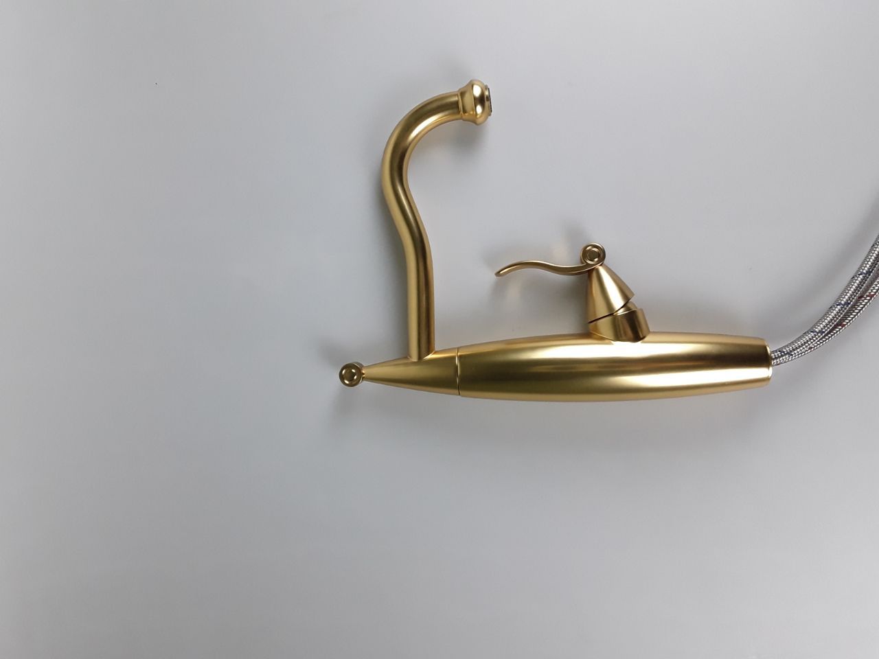 Смеситель Abel для кухни, цвет матовое золото